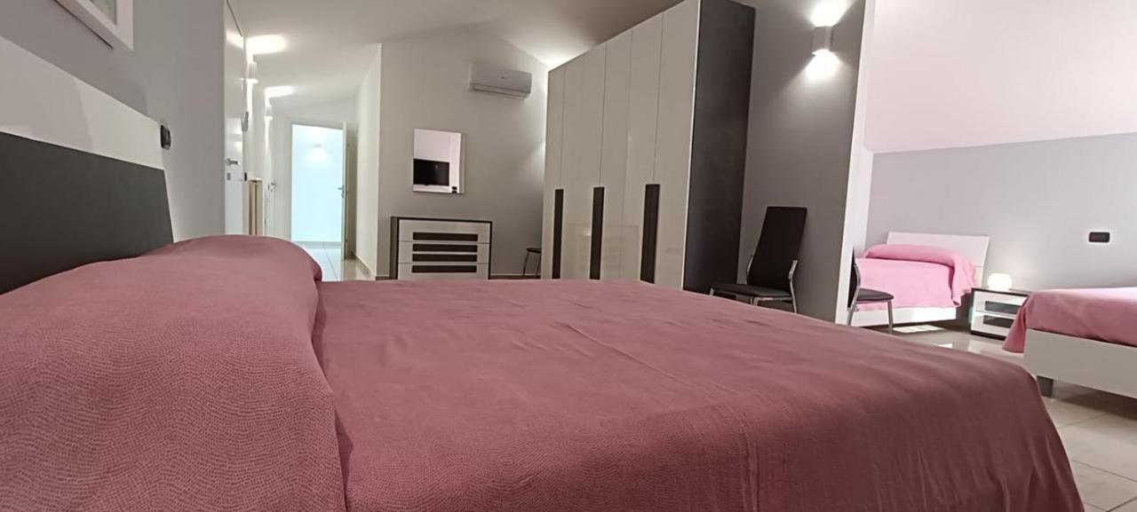 La Casa Di Roberto Bed & Breakfast Madonna Della Pace ภายนอก รูปภาพ