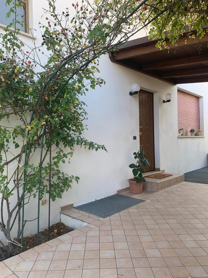 La Casa Di Roberto Bed & Breakfast Madonna Della Pace ภายนอก รูปภาพ